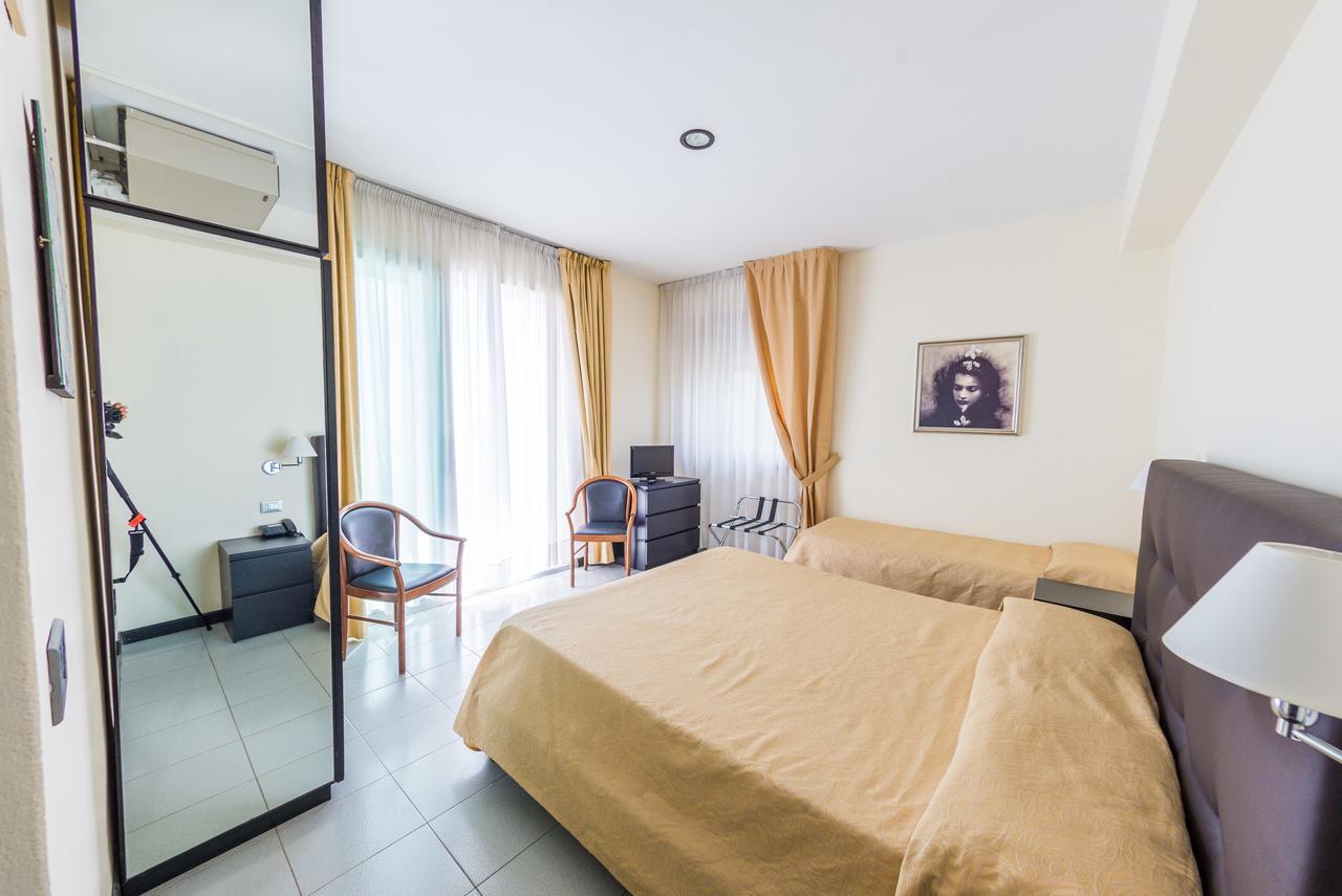 Hotel Ambasciatori 3*